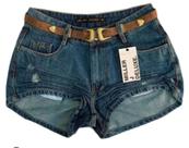 Short Jeans com cinto 2 fivelas