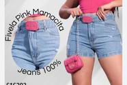 Short jeans com fivela pink de cintura alta