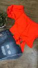 Short jeans escuro rasgado