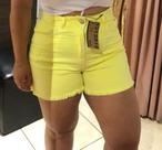 Shorts Color em Brim Cor Amarelo Meia Coxa Feminino Casual em Algodão