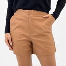 Shorts Endless Curto em P.u Feminino Shorts Endless Curto em P.u Feminino