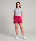 Shorts Feminino Em Plush Infinita Cor Vermelho