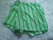 SHORTS FEMININO SAIA COM AMARRAÇÃO ESTILO & CONFORTO cor:vinhotamanho:m