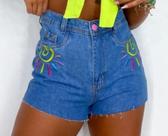 Shorts jeans com detalhe