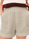 Shorts Reto Hering HBZJ Feminino Com Bolsos Viscose T. P/XG Shorts Reto Hering HBZJ Feminino Com Bolsos Viscose T. P/XG