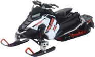Snowmobile New Ray Polaris 800 Switchback em escala 1/16 branca Snowmobile New Ray Polaris 800 Switchback em escala 1/16 branca