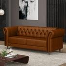 Sofá Living Sala de Estar Stanford Chesterfield 2 Lugares 220cm Pés de Madeira Couro Caramelo G58 - Gran Belo Sofá Living Sala de Estar Stanford Chesterfield 2 Lugares 220cm Pés de Madeira Couro Caramelo G58 - Gran Belo