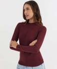Suéter Feminino Liso Gola Careca Marisa Vinho-49881 Suéter Feminino Liso Gola Careca Marisa Vinho-49881