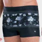Sunga boxer estampada com folhagem e listras