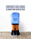 Suporte com cuba de barro para galão de água preto Micromax