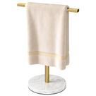Suporte de toalha de mão Gypie Gold em forma de T com base de mármore