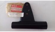 Suporte direito do farol SUZUKI GS 135