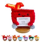 Suporte emocional: brinquedo de crochê, lixeira, fogo, presente feito à mão