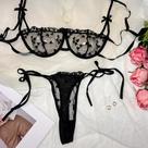 Sutiã de Renda Sexy Feminino - Sem Costura, Bordado em Formato de Coração Sutiã de Renda Sexy Feminino - Sem Costura, Bordado em Formato de Coração