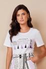 T-shirt feminina Branco Estampa Exclusiva Localizada