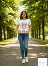 T-shirt feminino , bloomye.art básica estampada T-shirt feminino , bloomye.art básica estampada