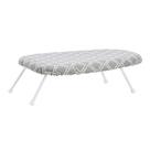 Tábua de passar roupa de mesa Amazon Basics Compact Trellis Chevron