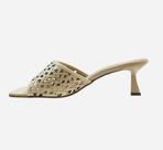 Tamanco feminino em couro corte laser cor off white Lia Line Tamanco feminino em couro corte laser cor off white Lia Line