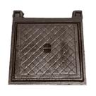 Tampa Tampão de Inspeção Articulada Chão Ferro Fundido 30x30cm Fundição Unicláudio