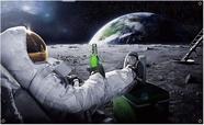 Tapeçaria: astronauta relaxando na lua, tema espacial 100x150cm