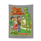 Tapeçaria de parede Alien Don't Talk to Strangers 150x130cm Tapeçaria de parede Alien Don't Talk to Strangers 150x130cm