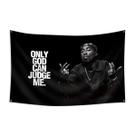 Tapeçaria Tupac Só Deus pode me julgar poliéster 100x150cm Tapeçaria Tupac Só Deus pode me julgar poliéster 100x150cm