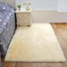 Tapete Beira De Cama Em Pelucia Pelo Alto - 1,00x0,60m
