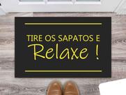 Tapete Capacho Decorativo Entrada Porta Sala Tire os sapatos e relaxe Colorido