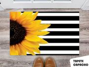 Tapete Capacho Personalizado Girassol com Fundo Black And White Tapete Capacho Personalizado Girassol com Fundo Black And White