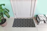 Tapete Capacho Porta De Entrada 0,65CM X 0,40CM Arabesco Preto e Branco
