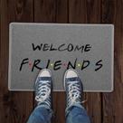 Tapete Capacho welcome friends 60x40 cm prata Tapete Capacho welcome friends 60x40 cm prata