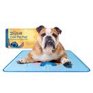 Tapete de resfriamento The Green Pet Shop Cool Pet Pad Medium Stitch