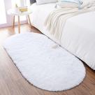 Tapete Noahas 61x152 cm, oval, fofo, branco, antiderrapante, macio
