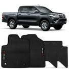 Tapete PVC Hilux CD 2016/2020 Nome Bordado 04 Peças Tapete PVC Hilux CD 2016/2020 Nome Bordado 04 Peças