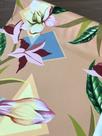 Tecido Neoprene Estampa Floral Bege (0,50cm x 1,40mts) Tecido Neoprene Estampa Floral Bege (0,50cm x 1,40mts)