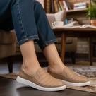 Tênis Casual Moleca Slip On 5759.309 Nude Tênis Casual Moleca Slip On 5759.309 Nude