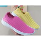 Tênis Feminino Calce fácil bordado Leve Confortavel Envio Imediato sliper-on iate,do 34 ao 40.