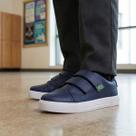 Tênis infantil menino casual, fecho prático e rápido, ideal para escola, festas e passeios