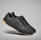 Tenis macio preto com beje