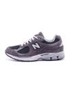 Tênis New Balance 2002