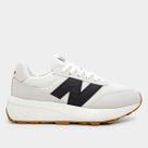 Tênis New Balance 370v1 Unissex - Bege+Preto Cor:BegeTamanho:43Genero:Unissex