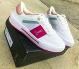 Tenis vizzano Branco com sola rosa
