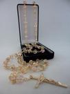 Terço cristal aust. rosa 8x6mm esp. - folh. ouro
