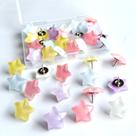 Thumb Tacks KEYDUACU em forma de estrela 25 unidades luminosas de 1 cm