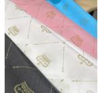 Tnt estampado coroa dourado / base rosa 1,40 m x 25m