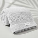 Toalha de Banho Karsten Provence 100% Algodão - Barra em Floral Grossa Macia Antipilling - 70 x 135 Toalha de Banho Karsten Provence 100% Algodão - Barra em Floral Grossa Macia Antipilling - 70 x 135