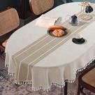 Toalha de mesa HOMBYS Solid Bordado Oval 152 x 213 cm com borlas