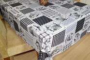 Toalha de Mesa Oxford - Galinhas Preto e Branco Toalha de Mesa Oxford - Galinhas Preto e Branco