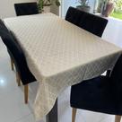 Toalha de Mesa Retangular em Jacquard Luxo Geométrico Branco e Dourado - 2,20m x 1,40m