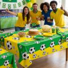 Toalha Mesa Bola Futebol Verde e Amarelo Plastico Decoração Quantidade:1